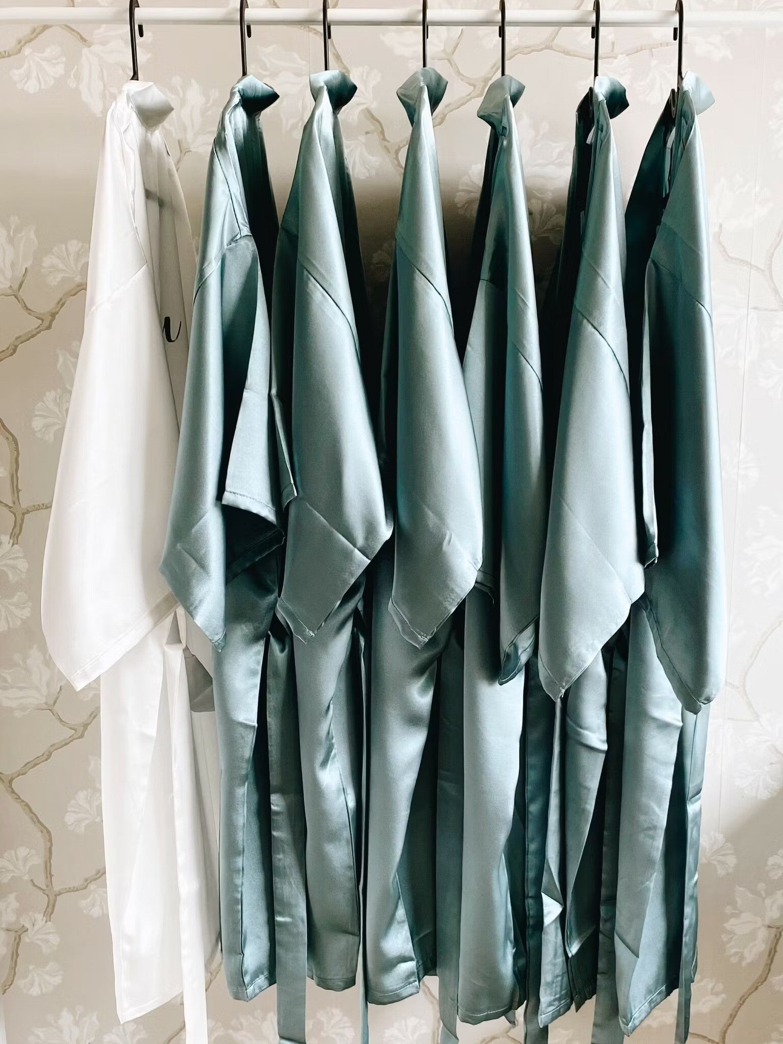 Lång Personlig morgonrock i exklusiv satin med tryck